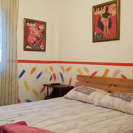 Netanya Motel Pierre Bagian luar foto